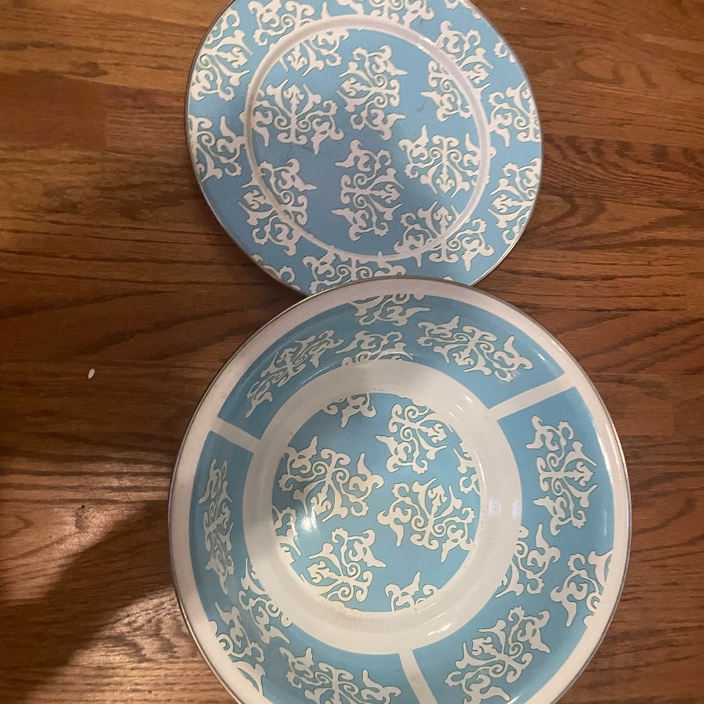 Golden Rabbit Enamelware